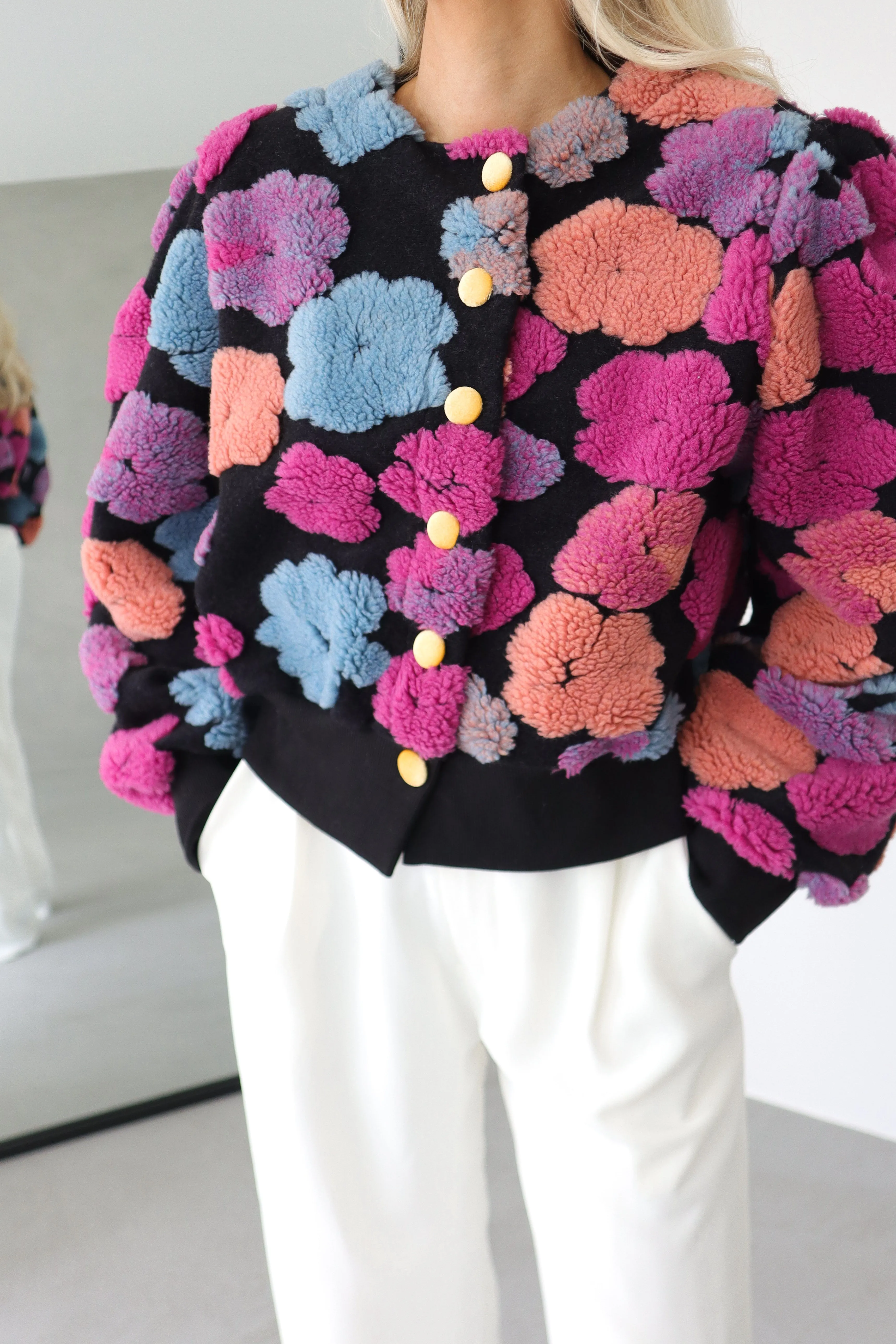 The Floral Cropped Bomber Jacket, Black/Pink